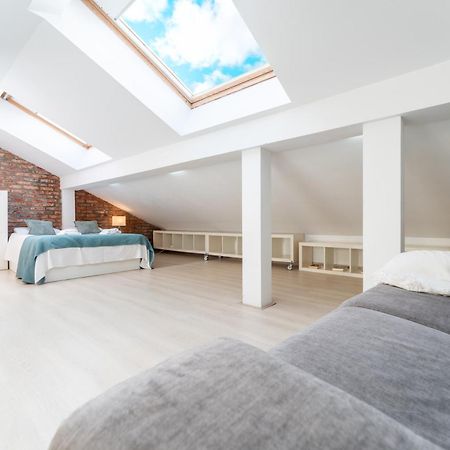 Loft En Calle Emblematica By Urbanhosting Santander Exterior foto